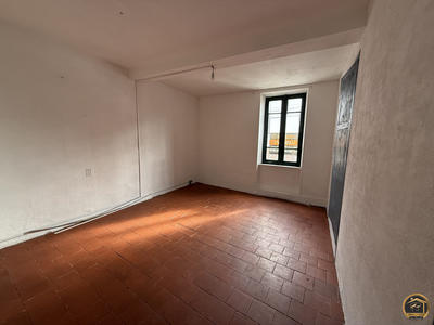 Maison - 90 m² - 3 pièces