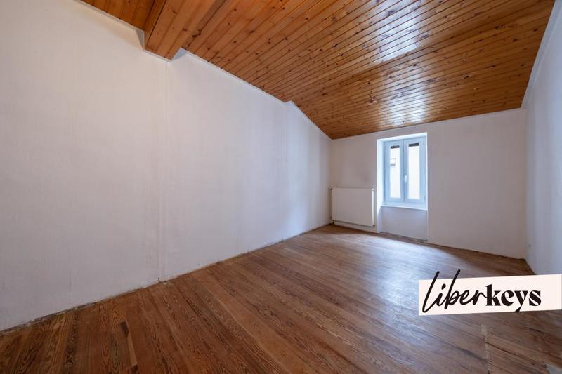 Maison de village - 215 m² - 6 pièces