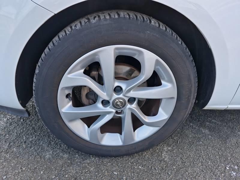 Opel Corsa 1.4 90 ch Design 120 ans
