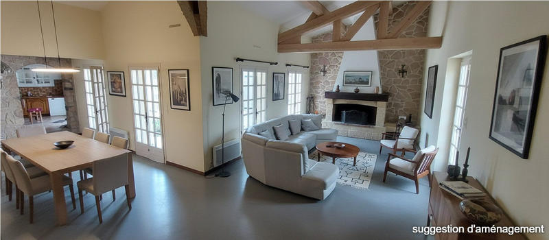 Villa - 205 m² - 10 pièces