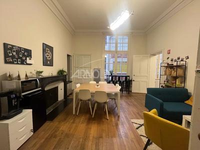 Bureau - 140 m² - 6 pièces