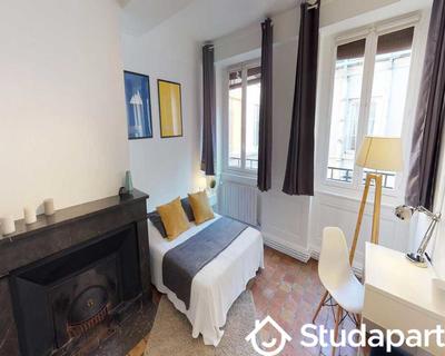 Chambre - 50 m² - 1 pièce