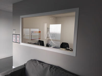 Local d'activité / Entrepôt - 800 m²