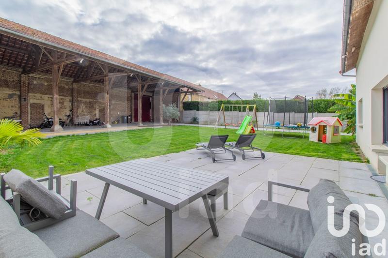 Maison - 200 m² - 7 pièces