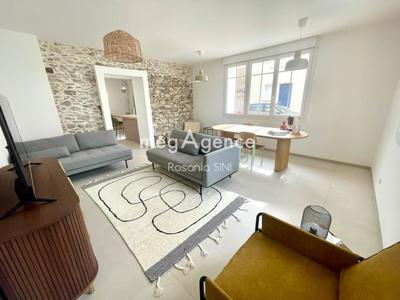 Maison - 111 m² - 4 pièces