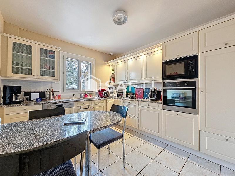 Maison - 107 m² - 5 pièces