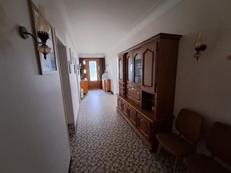 Propriété - 295 m² - 11 pièces