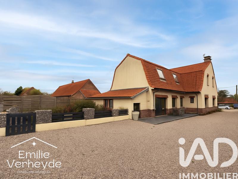 Maison - 205 m² - 4 pièces