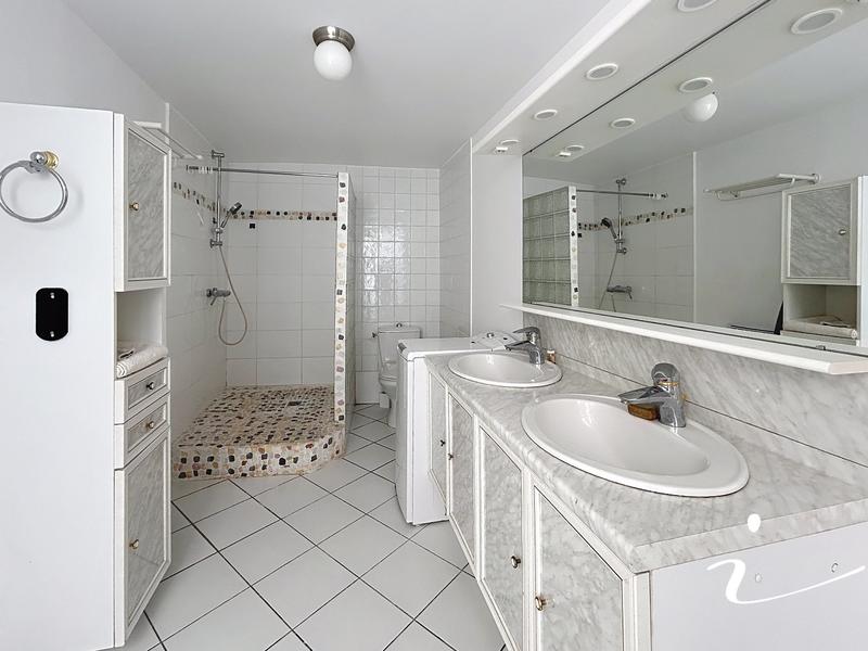 Appartement - 92 m² - 4 pièces