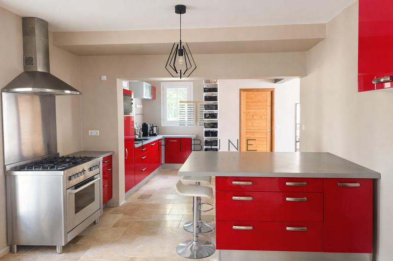 Maison - 160 m² - 6 pièces