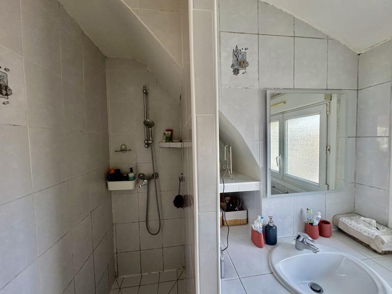 Maison - 97 m² - 5 pièces