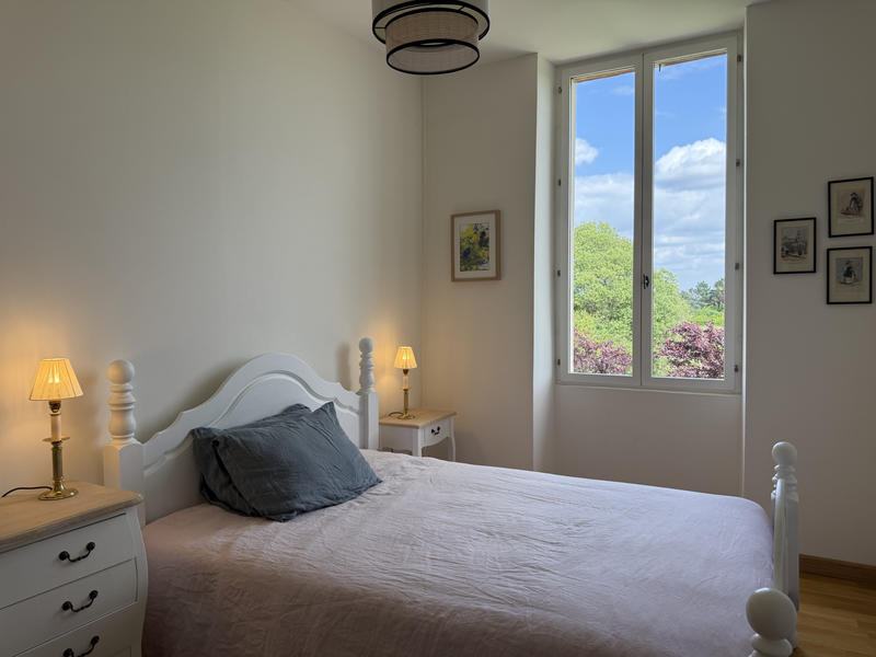 Maison - 262 m² - 9 pièces