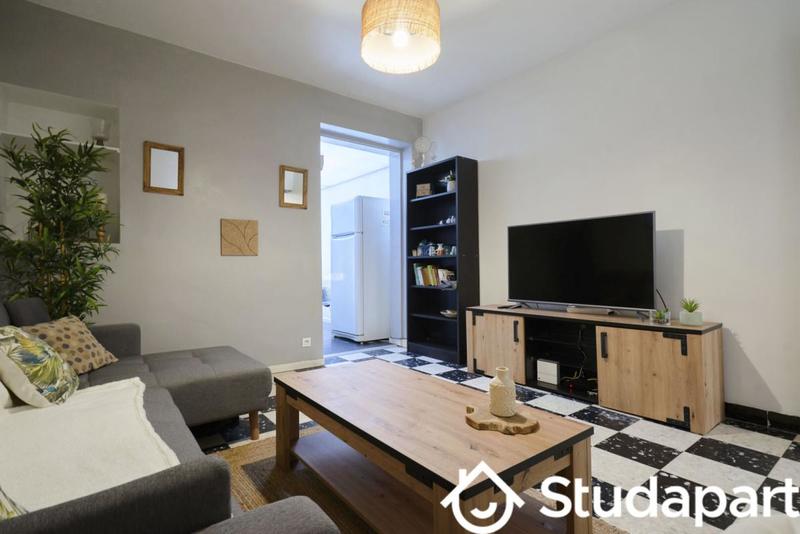 Chambre - 10 m² - 1 pièce