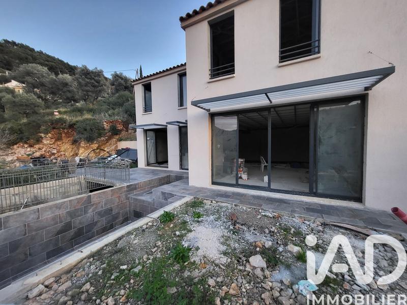 Maison - 122 m² - 5 pièces