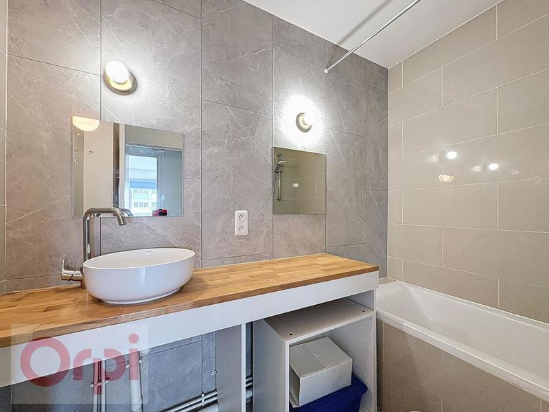 Appartement - 112 m² - 7 pièces