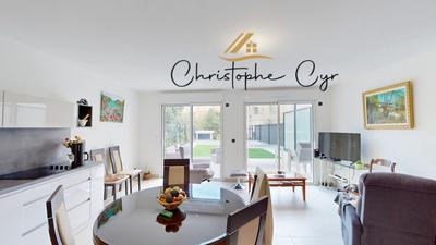 Appartement - 95 m² - 4 pièces