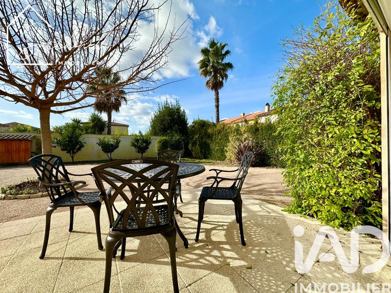 Maison - 253 m² - 10 pièces