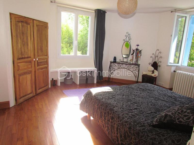 Maison ancienne - 223 m² - 7 pièces