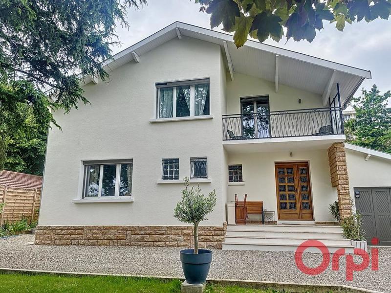 Maison - 146 m² - 5 pièces