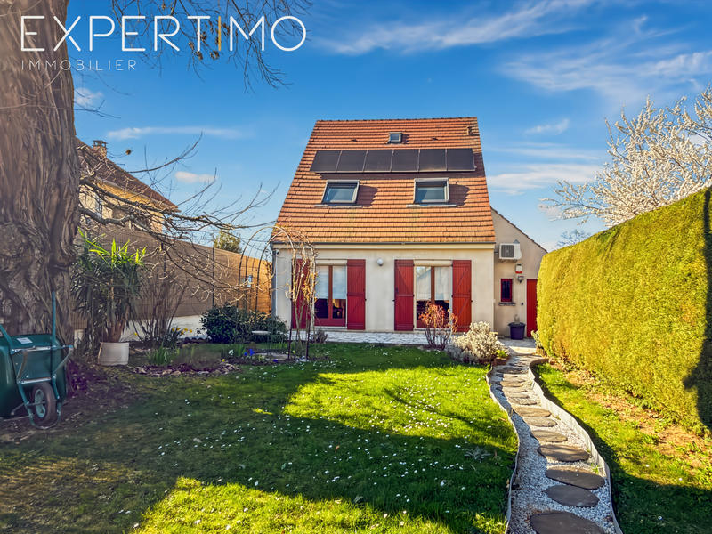 Maison - 108 m² - 6 pièces