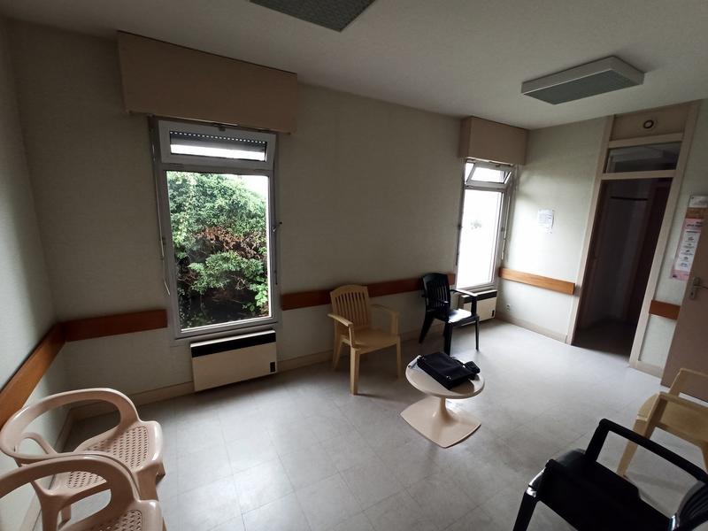 Local commercial - 295 m²