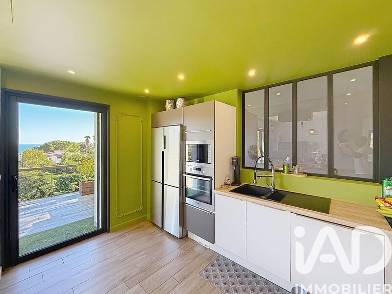 Maison - 188 m² - 5 pièces