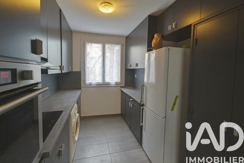 Appartement - 80 m² - 3 pièces