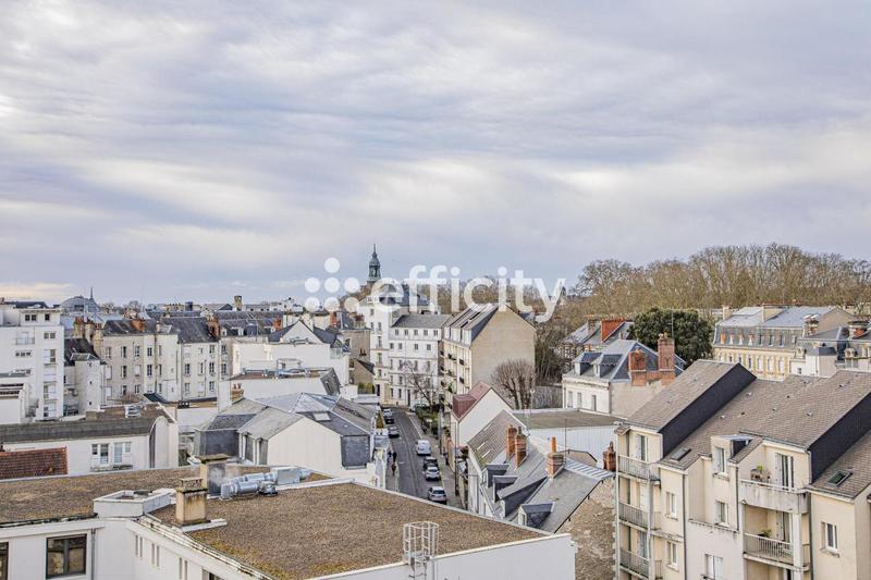 Appartement - 116 m² - 6 pièces