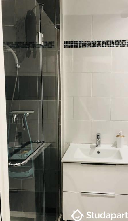 Chambre - 9 m² - 1 pièce