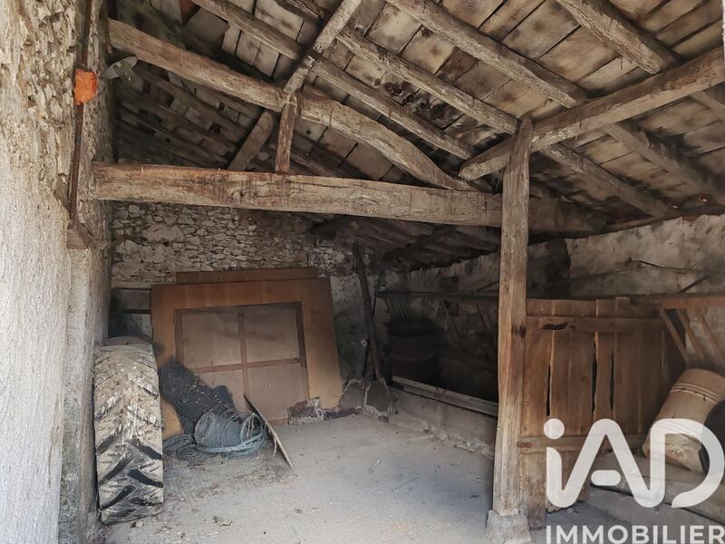 Maison - 196 m² - 7 pièces