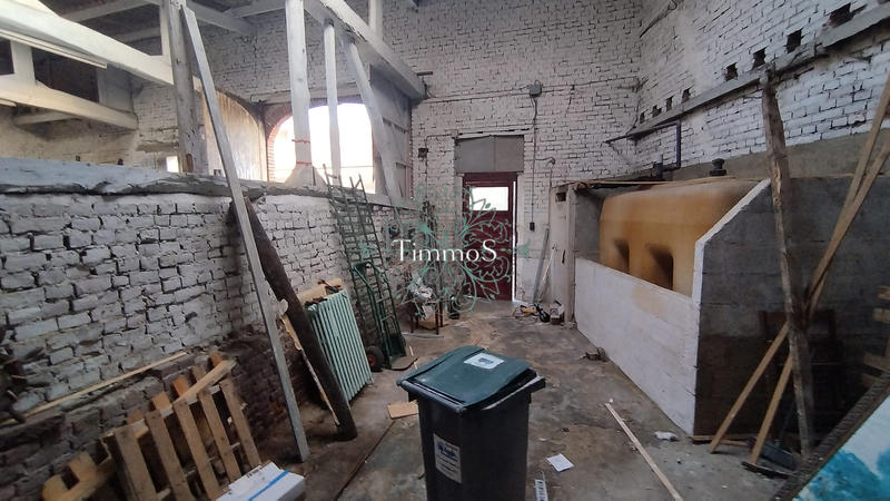 Maison - 130 m² - 1 pièce