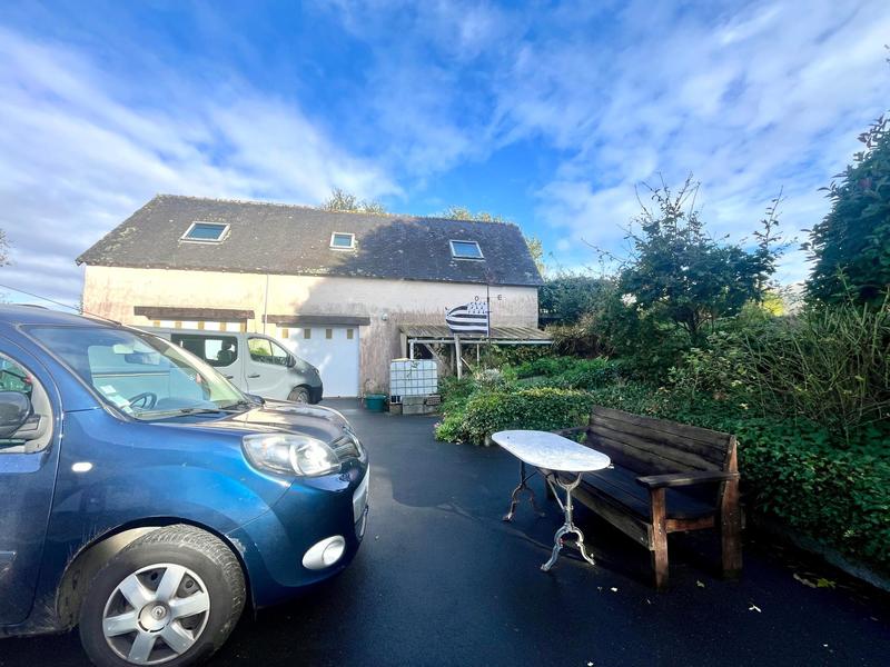 Maison - 140 m² - 8 pièces