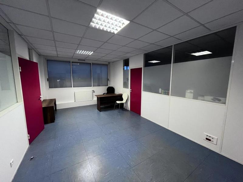 Bureau - 21 m² - 1 pièce