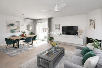 Maison - 95 m² - 4 pièces