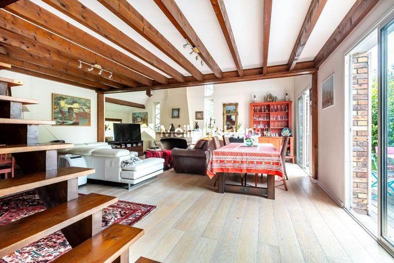 Maison - 190 m² - 8 pièces