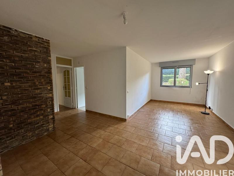 Appartement - 80 m² - 5 pièces