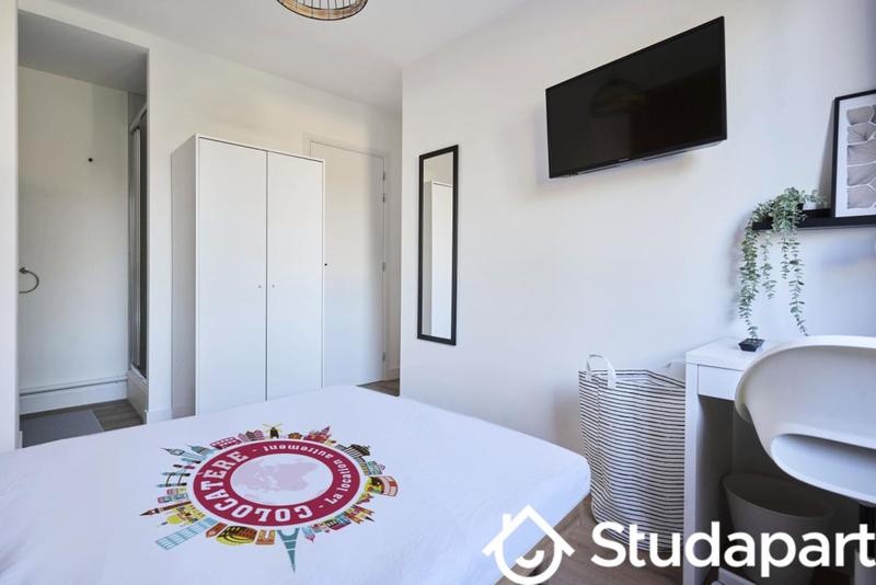 Chambre - 10 m² - 1 pièce