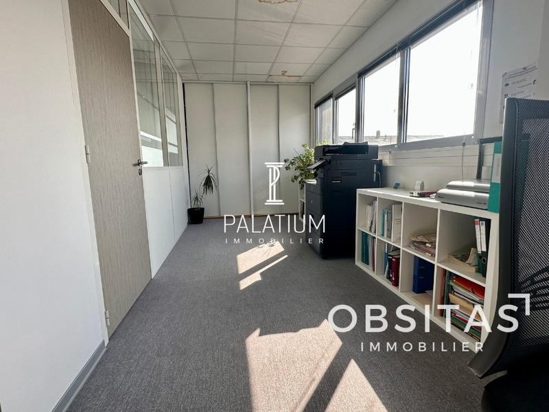 Bureau - 195 m² - 4 pièces