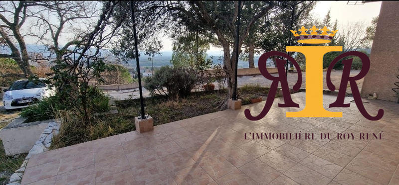 Maison - 163 m² - 8 pièces