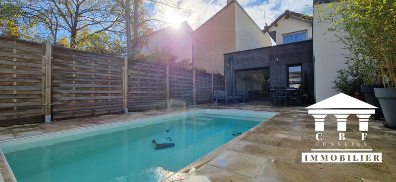 Maison contemporaine - 163 m² - 7 pièces