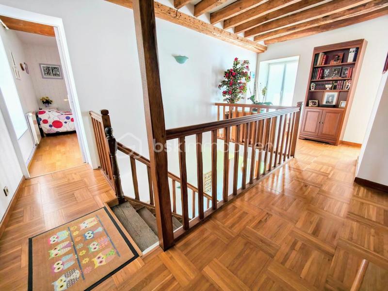 Corps de ferme - 296 m² - 15 pièces