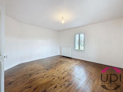 Maison - 65 m² - 3 pièces