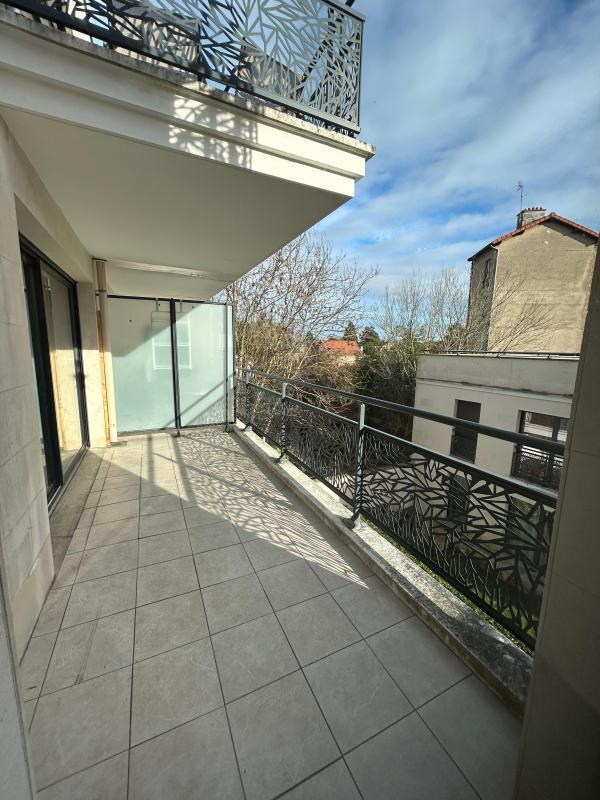 Studio - 37 m² - 1 pièce