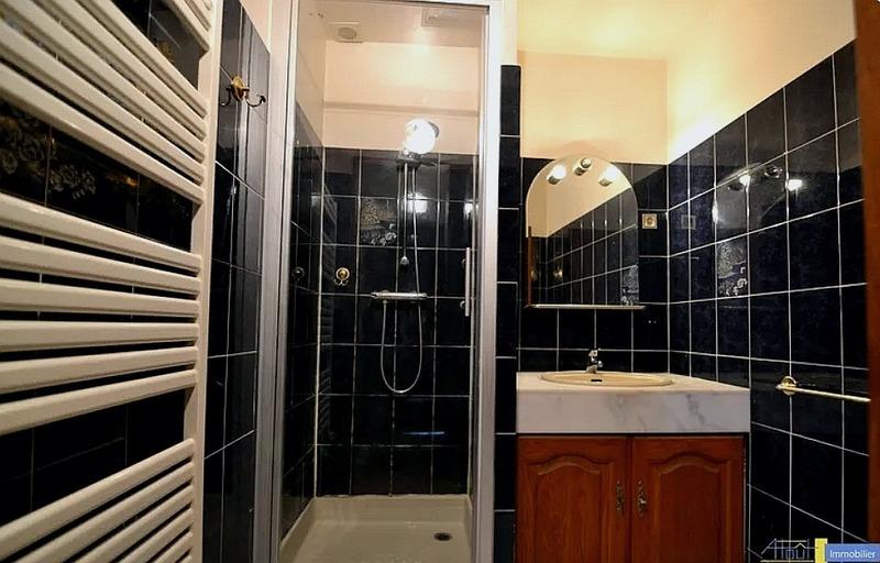 Maison en pierre - 186 m² - 6 pièces