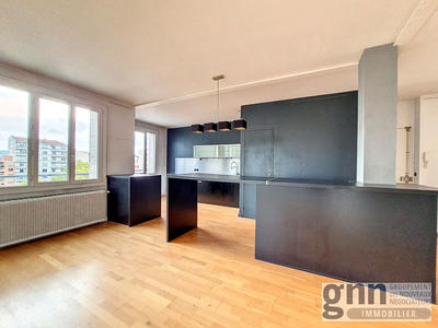 Appartement - 92 m² - 3 pièces
