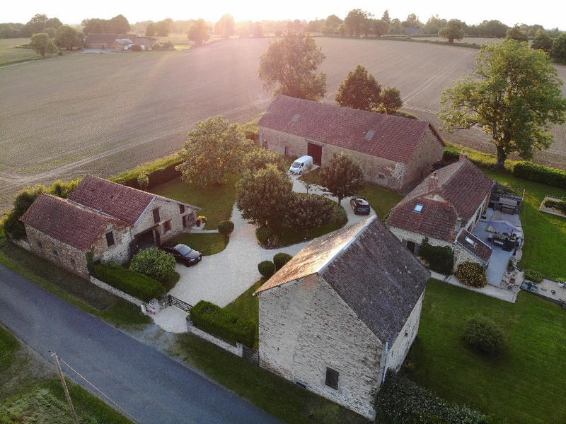 Maison - 151 m² - 6 pièces