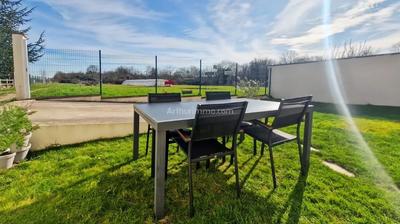 Maison - 93 m² - 5 pièces