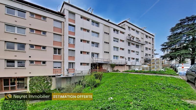 Appartement - 83 m² - 4 pièces