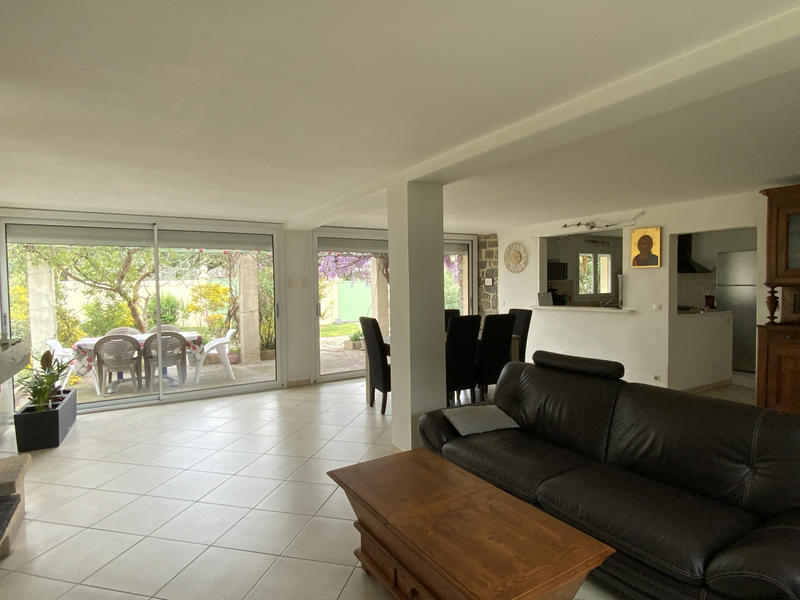 Maison - 170 m² - 6 pièces