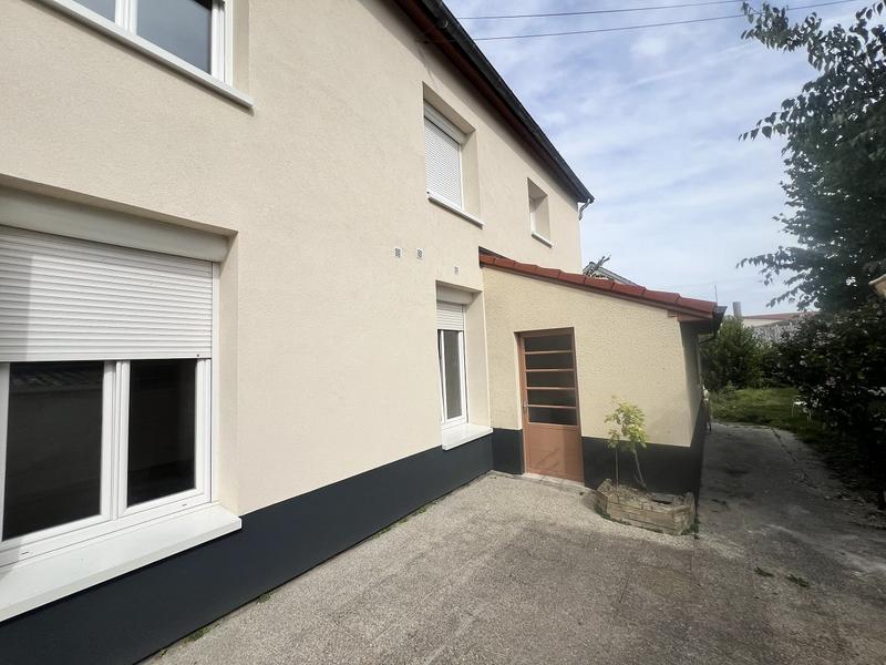Maison - 97 m² - 4 pièces